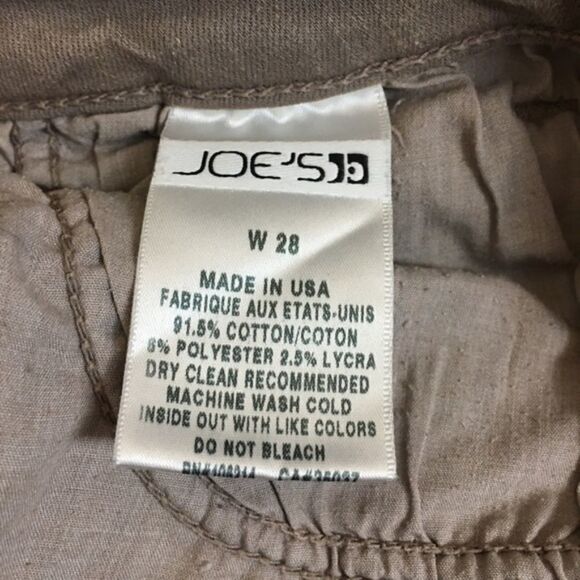 Joe's SZ 28 skinny jeans with a black stripe - Picture 5 of 5